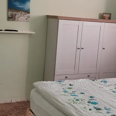 Ruhige Wohnung, citynah und kinderfreundlich Rostock Exterior foto